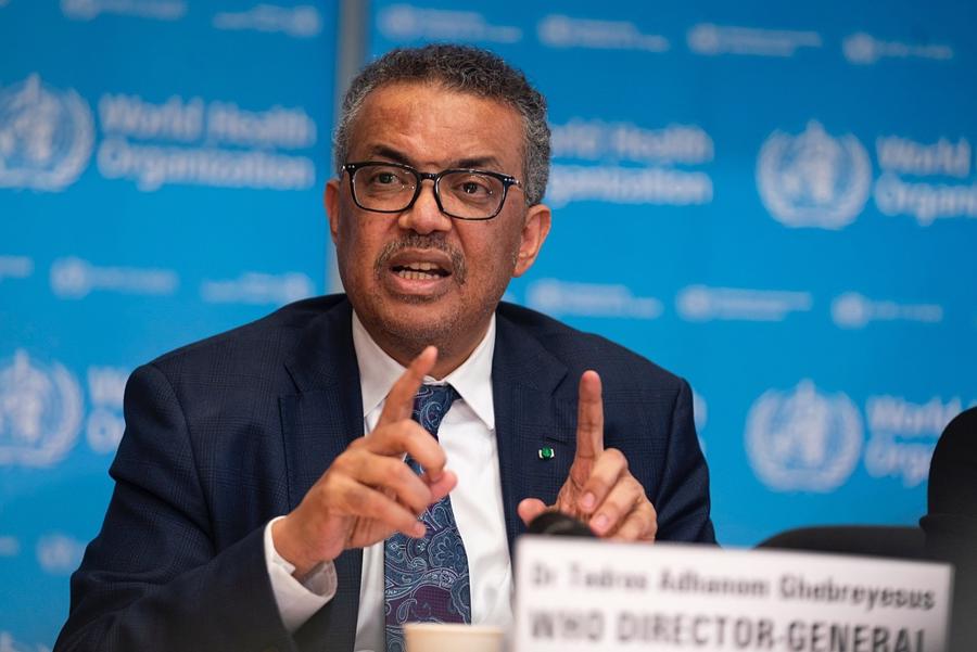 Tổng Gi&aacute;m đốc WHO Tedros Adhanom Ghebreyesus cho biết c&oacute; 4 th&aacute;ch thức lớn đối với dịch Covid-19 hiện nay: Số x&eacute;t nghiệm giảm khiến kh&oacute; đ&aacute;nh gi&aacute; về bức tranh Covid-19 to&agrave;n cầu; Khả năng tiếp cận thuốc kh&aacute;ng virus c&ograve;n thấp ở c&aacute;c quốc gia thu nhập trung b&igrave;nh thấp; Khả năng bảo vệ của vắc-xin suy giảm theo thời gian v&agrave; sự biến đổi của virus.