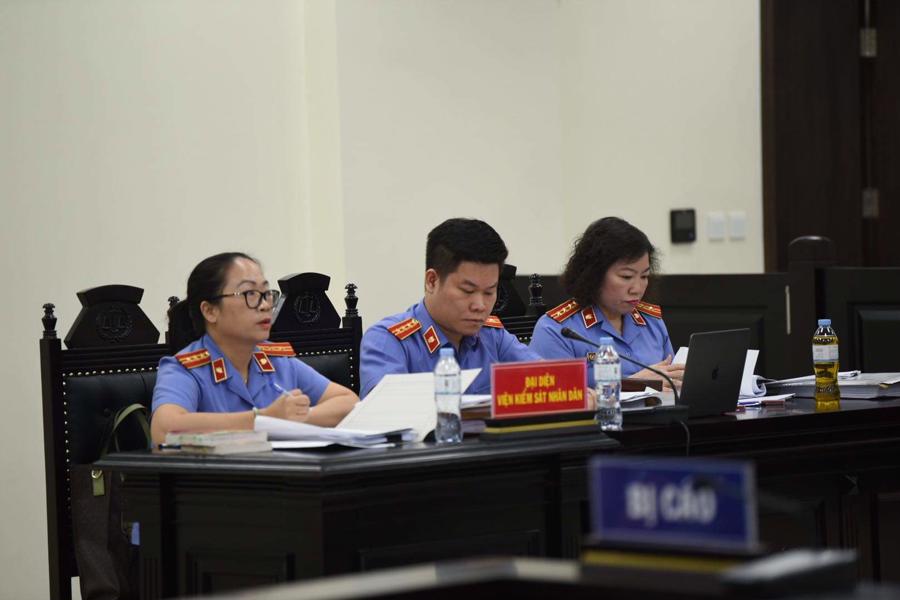 vks Viện kiểm sát thực hành quyền công tố tại tòa.